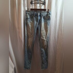 American Eagle light wash jeggings  super stretch size 6